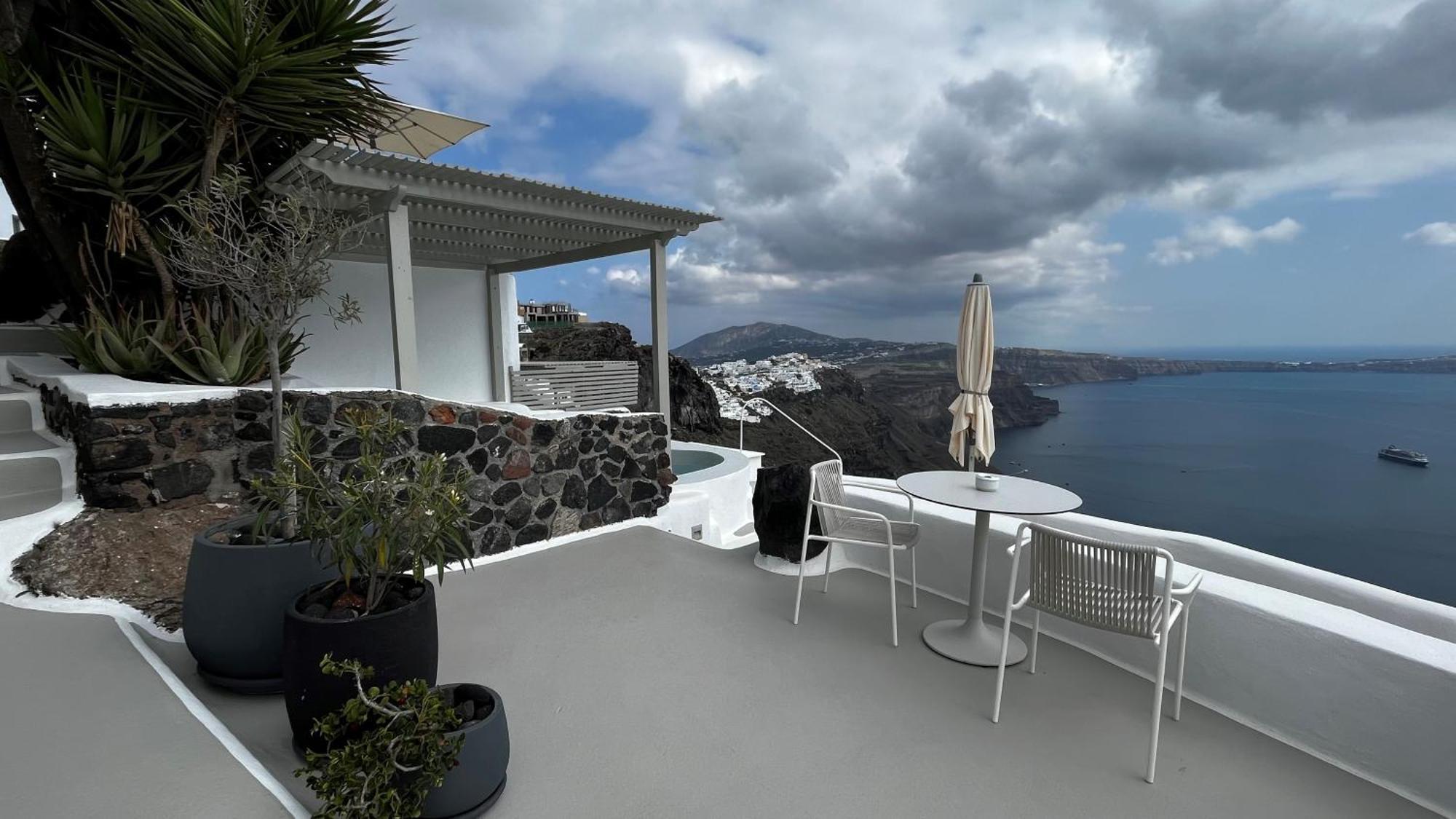 Iconic Santorini, A Boutique Cave Hotel By Sandglass Imerovigli  Exteriér fotografie